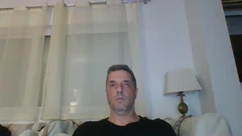 Snapshot of man211172 chatting on March 8, 2025, 5:43 pm man211172 online show from March 8, 2025, 5:43 pm