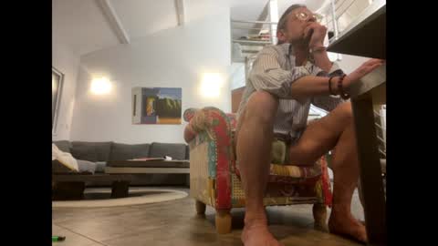 man38110 online show from January 12, 2025, 5:22 pm