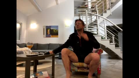 man38110 online show from January 17, 2025, 7:49 pm