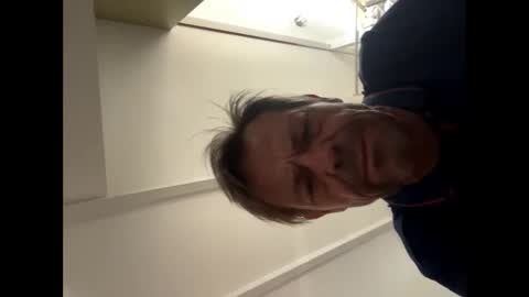 Snapshot of man38110 chatting on June 3, 2026, 7:11 am man38110 online show from June 3, 2026, 7:11 am