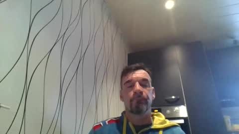 Snapshot of man_from_geaven chatting on February 18, 2025, 11:33 am man_from_geaven online show from February 18, 2025, 11:33 am