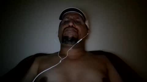 Man new online show from October 12, 2025, 11:04 pm