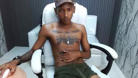 man_san11 online show from October 16, 2025, 5:36 pm