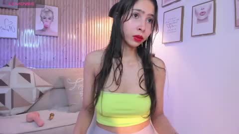 Snapshot of mandy_bloom chatting on April 18, 2026, 8:20 pm mandy_bloom online show from April 18, 2026, 8:20 pm