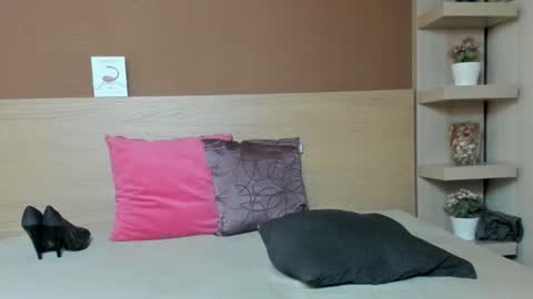 MandyMansion online show from September 23, 2025, 10:24 pm