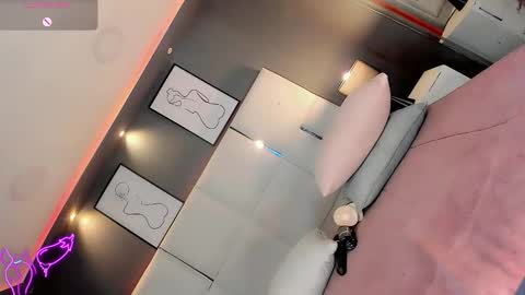 manellyksparklee online show from March 22, 2026, 12:41 pm