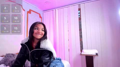 manelyk_evanss online show from September 10, 2025, 11:32 am