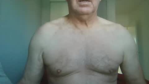 manngrossbite online show from March 15, 2026, 9:48 am