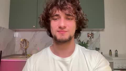 manolein online show from November 18, 2025, 7:51 pm