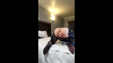 mantyhosegildillz online show from March 21, 2026, 8:30 am