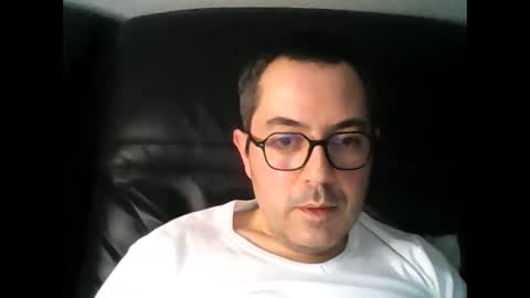 Snapshot of manu5933 chatting on February 8, 2025, 4:04 pm manu5933 online show from February 8, 2025, 4:04 pm