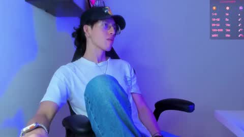 Manuel online show from February 13, 2025, 7:31 pm