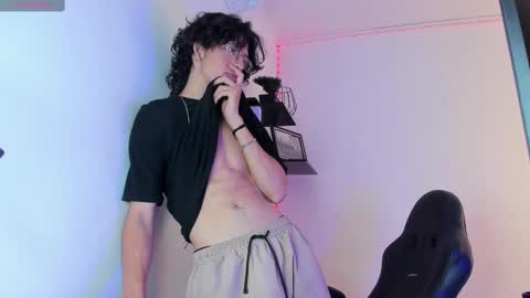 Manuel online show from September 25, 2025, 9:07 pm