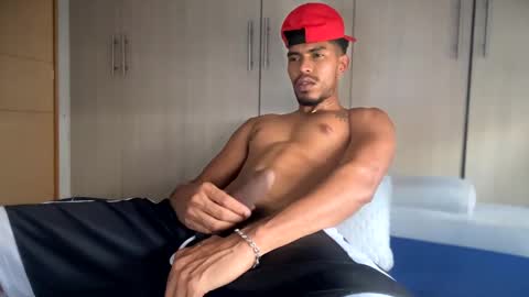 Manuel online show from February 6, 2025, 10:32 pm