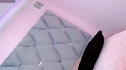 Manuela Kingsley online show from December 27, 2024, 5:26 pm