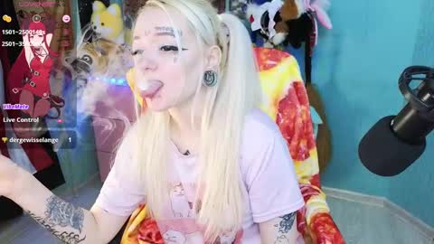 Snapshot of manuela_unicorn chatting on January 14, 2025, 10:34 pm Manuela online show from January 14, 2025, 10:34 pm