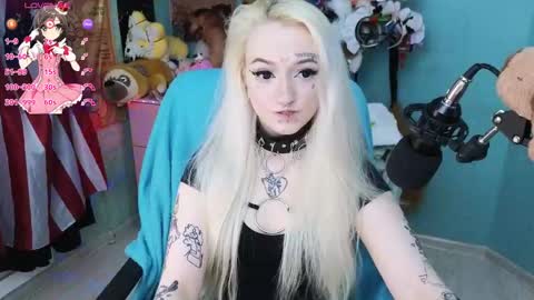 Snapshot of manuela_unicorn chatting on February 25, 2025, 3:16 pm Manuela online show from February 25, 2025, 3:16 pm