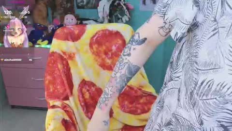 Snapshot of manuela_unicorn chatting on October 3, 2025, 8:39 pm Manuela online show from October 3, 2025, 8:39 pm