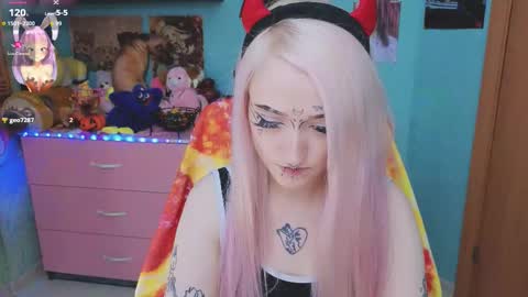 Snapshot of manuela_unicorn chatting on October 27, 2025, 7:34 am Manuela online show from October 27, 2025, 7:34 am
