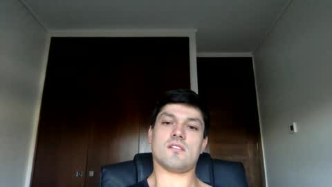 manuelgasdcon online show from March 19, 2026, 9:41 pm