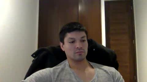 manuelgasdcon online show from April 17, 2026, 8:34 pm