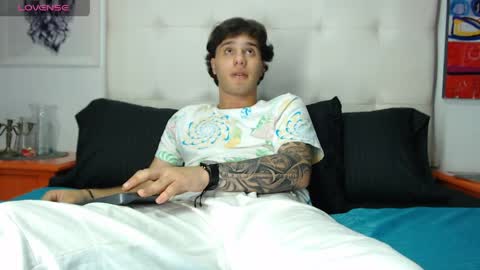 Manuel online show from April 8, 2026, 5:18 am