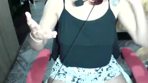 Manu Escarlate online show from September 25, 2025, 5:33 am