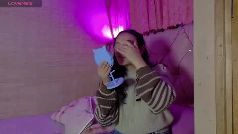 Snapshot of manumeow_ chatting on May 2, 2026, 11:10 pm Manu online show from May 2, 2026, 11:10 pm