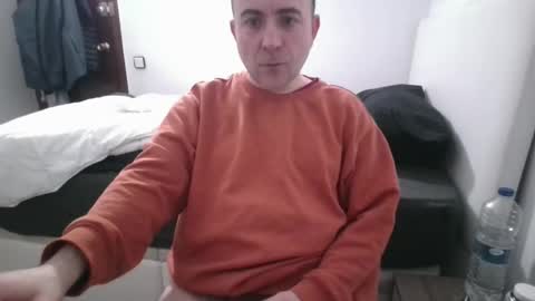 manuserita online show from March 16, 2026, 8:02 pm