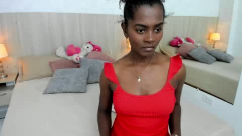 Mara Sinclair online show from May 28, 2026, 7:22 pm