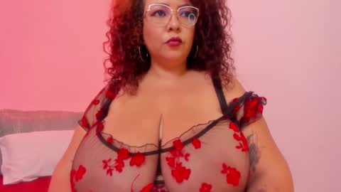 Mrs. Sweet online show from October 23, 2025, 2:00 am