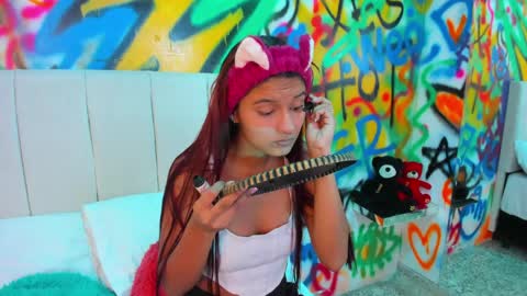 Maray Lous  online show from April 1, 2026, 8:39 pm