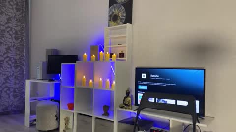 alex marvelxx online show from February 17, 2026, 8:11 am