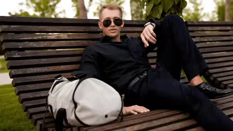 alex marvelxx online show from April 19, 2026, 11:42 am