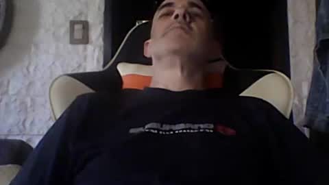 marcekir online show from January 5, 2025, 8:31 pm