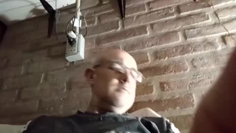 marcekir online show from October 12, 2025, 2:43 am