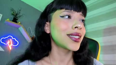 Snapshot of marcelinee__ chatting on February 5, 2025, 11:17 pm Marce  online show from February 5, 2025, 11:17 pm