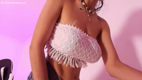 Snapshot of marcelinee__ chatting on October 20, 2025, 9:59 pm Marce  online show from October 20, 2025, 9:59 pm