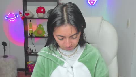 Snapshot of marcelinegh chatting on January 28, 2025, 10:45 am Marceline online show from January 28, 2025, 10:45 am