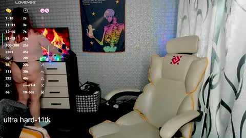 Snapshot of marcelinepeach chatting on May 28, 2026, 10:40 pm Sara online show from May 28, 2026, 10:40 pm