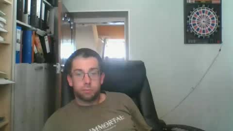 Snapshot of marcjemp chatting on July 10, 2026, 2:19 pm marcjemp online show from July 10, 2026, 2:19 pm