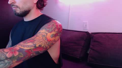 marco_allison43 online show from February 14, 2026, 11:12 pm