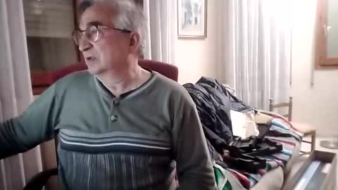 marcos260526 online show from April 17, 2026, 9:29 pm