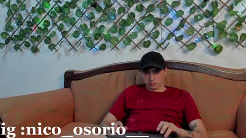 Snapshot of marcos_0212 chatting on December 10, 2024, 10:26 pm Marcos online show from December 10, 2024, 10:26 pm