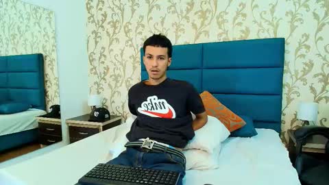 marcus_jeron online show from September 25, 2025, 11:19 pm