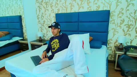 marcus_jeron online show from September 27, 2025, 12:48 am