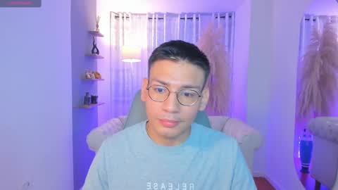 Snapshot of marcuswildx chatting on October 1, 2025, 11:27 am marcus online show from October 1, 2025, 11:27 am