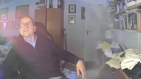 marginalie online show from February 2, 2025, 3:39 pm