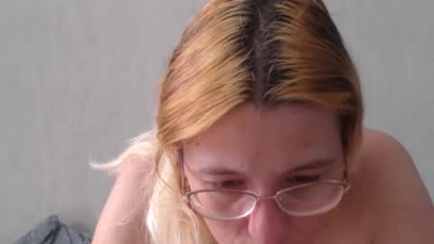 margo_shine online show from September 12, 2025, 10:59 am