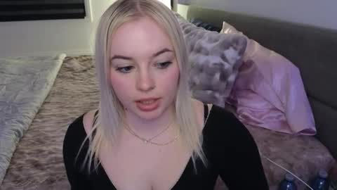 margot_robbie7 online show from February 27, 2026, 12:54 am